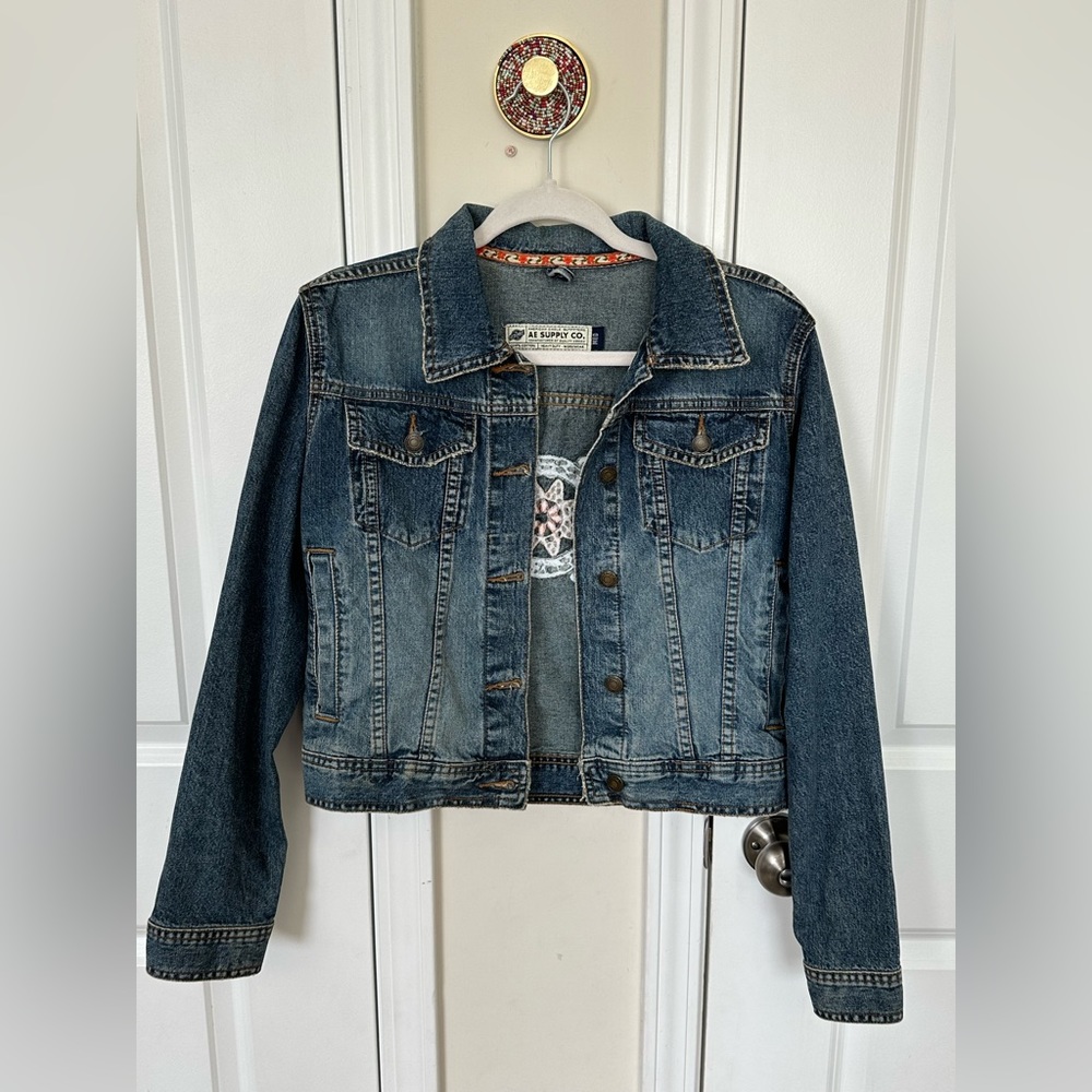 Beautiful Vintage American Eagle Denim Jacket Size:Medium